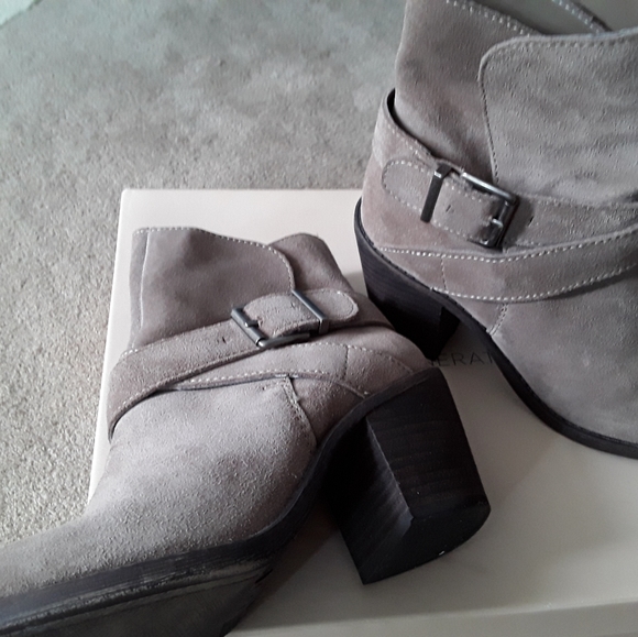 BCBG Booties - Picture 3 of 6